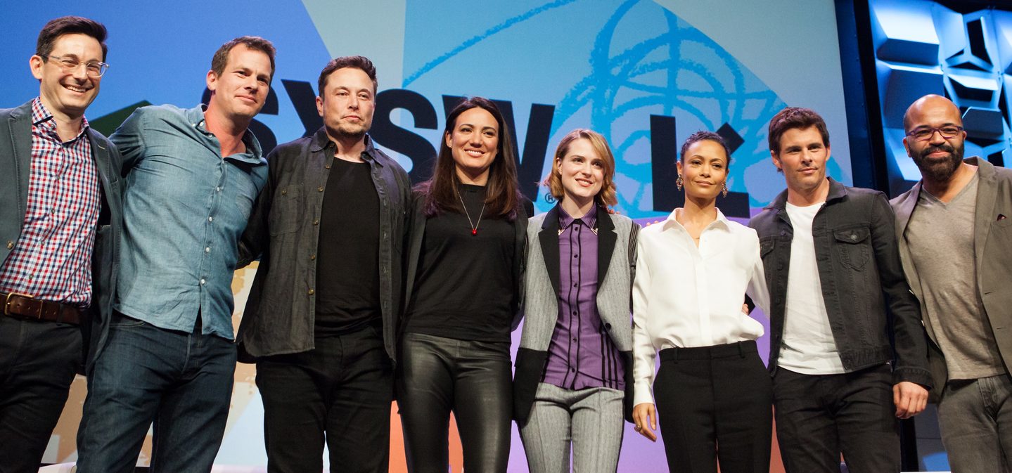 Featured Session: Westworld Showrunners Jonathan Nolan & Lisa Joy with Cast. Photo by Samantha Burkardt